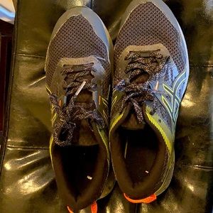 Men’s Size 9 ASICS